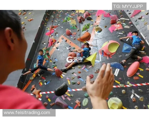 武汉极限运动队在世界攀岩锦标赛中的团队协作表现分析与点评 武汉极限运动队在世界攀岩锦标赛中的团队协作表现分析与点评