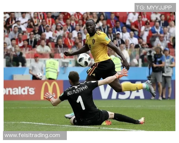 卢卡库在国际赛场的崛起与挑战解析及其对足球未来的影响