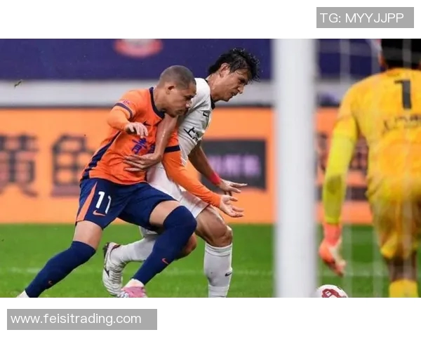 辽宁鸿运迎战上海上港争夺中超联赛关键三分的激烈对决 辽宁鸿运迎战上海上港争夺中超联赛关键三分的激烈对决