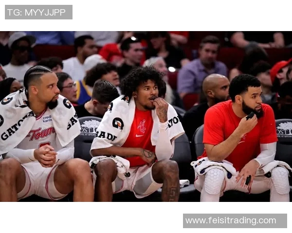 2004年火箭队与魔术队精彩对决录像回放重温经典瞬间与激烈赛场氛围 2004年火箭队与魔术队精彩对决录像回放重温经典瞬间与激烈赛场氛围