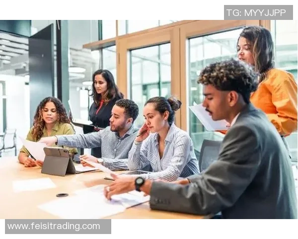 朱旭航的成长之路：从青涩少年到职场精英的奋斗历程与人生感悟